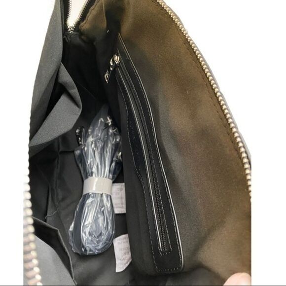 Badgley Mischka Big Quilted Dome Bag with … - Picture 7 of 9